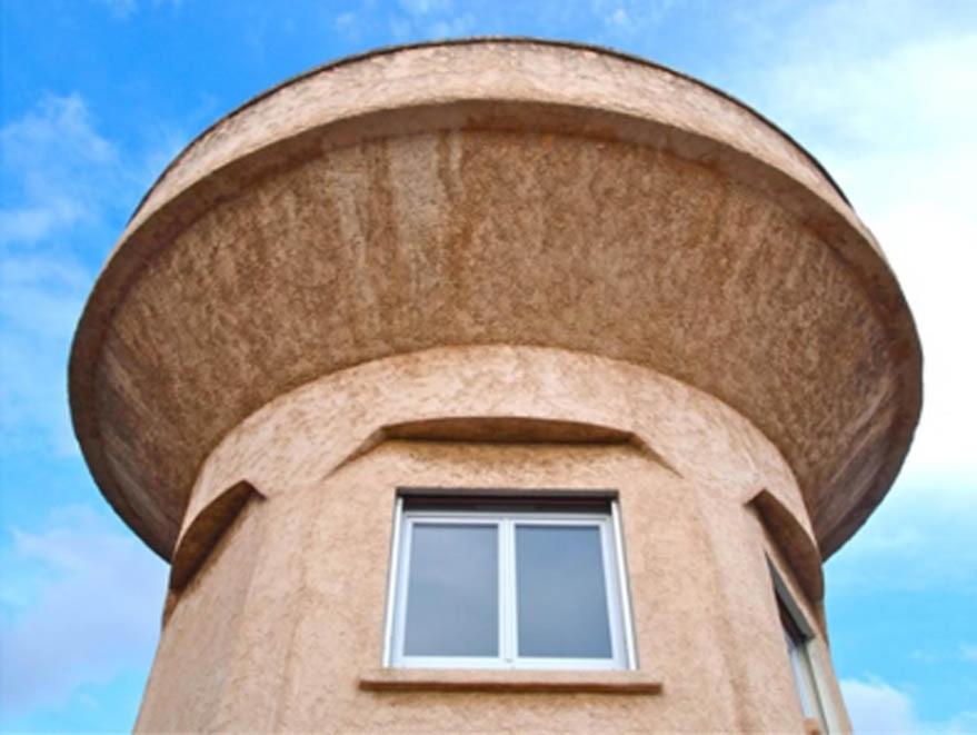Chateau D'eau Reamenage En Maison Ronde Proche De La Et Du Castellet *